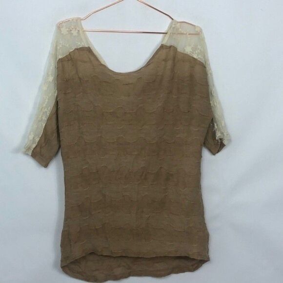 Altar’d State Sheer Lace Shoulder Half Sleeve Top Fantastic Condition Large RM-B - Picture 2 of 7